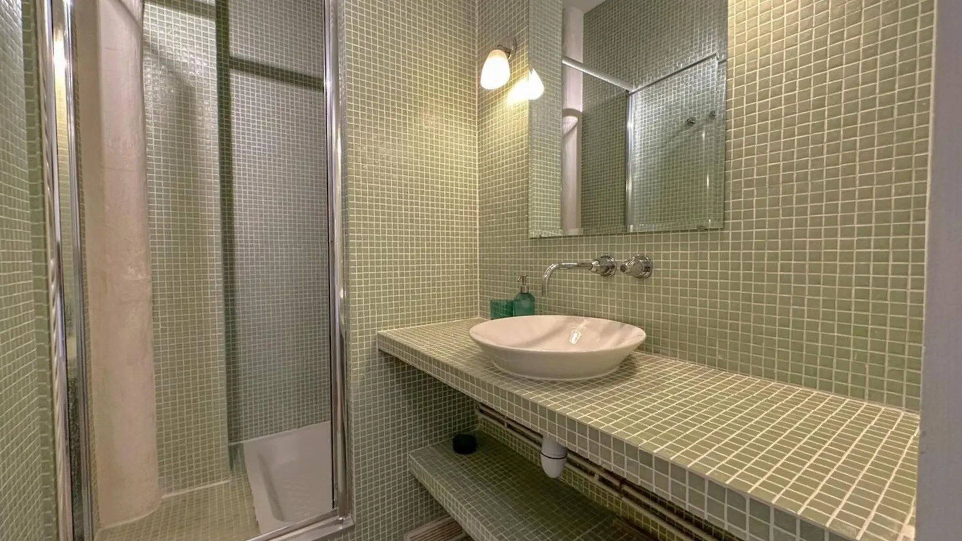 Flexliving - - Bachaumont Holiday home Paris